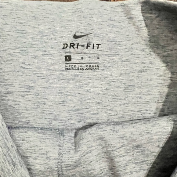 Nike dry fit capri tights - Picture 3 of 3